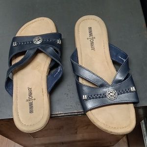Minnetonka ladies flat sandals, black leather